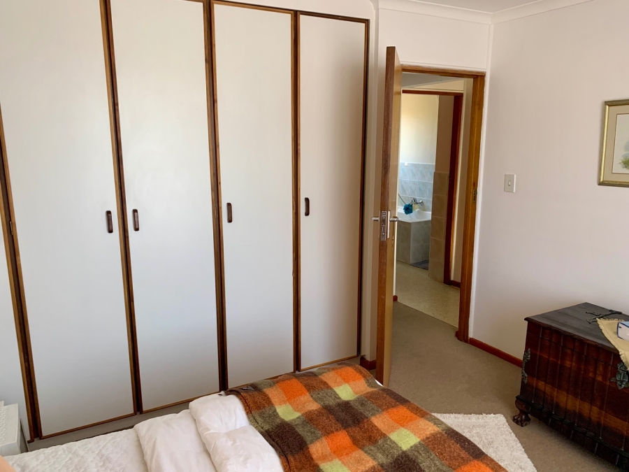 2 Bedroom Property for Sale in Heatherlands Western Cape